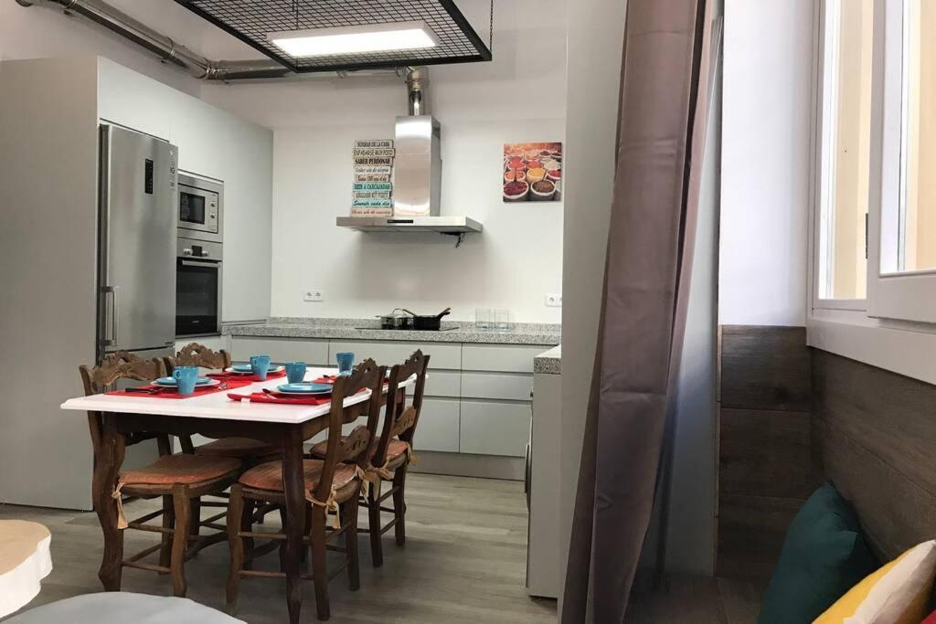 Ferienwohnung Precioso Piso En Paseo De La Bomba Free Parking Granada Exterior foto