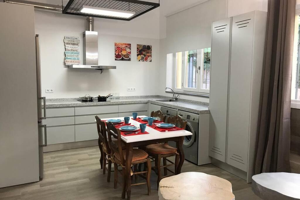 Ferienwohnung Precioso Piso En Paseo De La Bomba Free Parking Granada Exterior foto